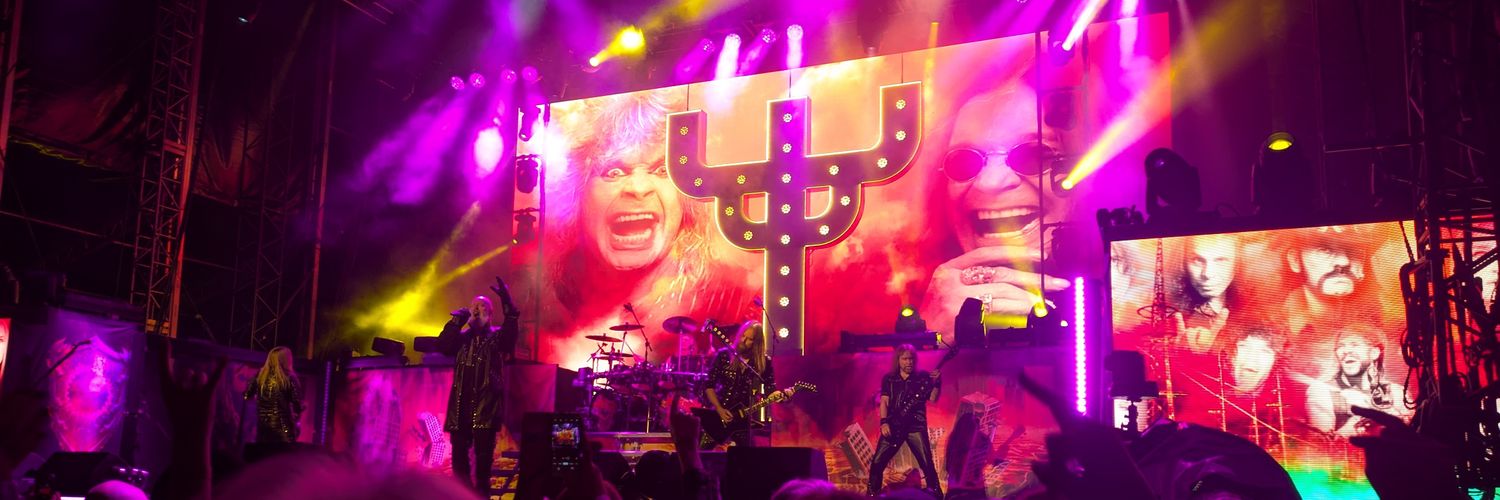 chloe 🏳️‍⚧️ banner