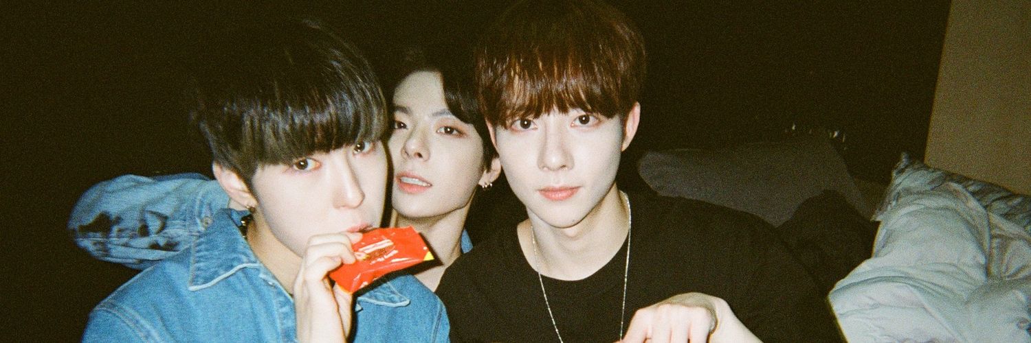 jiho_official's profile banner image