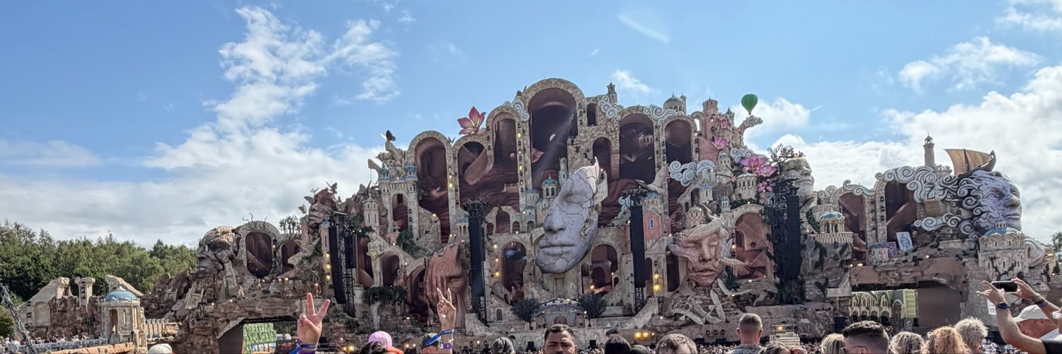 dannyuw8's profile banner image