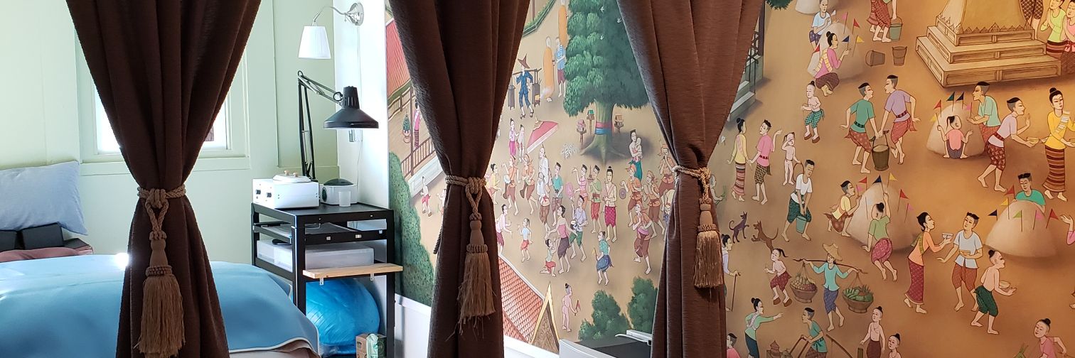 Bank's Day Spa & Salon banner