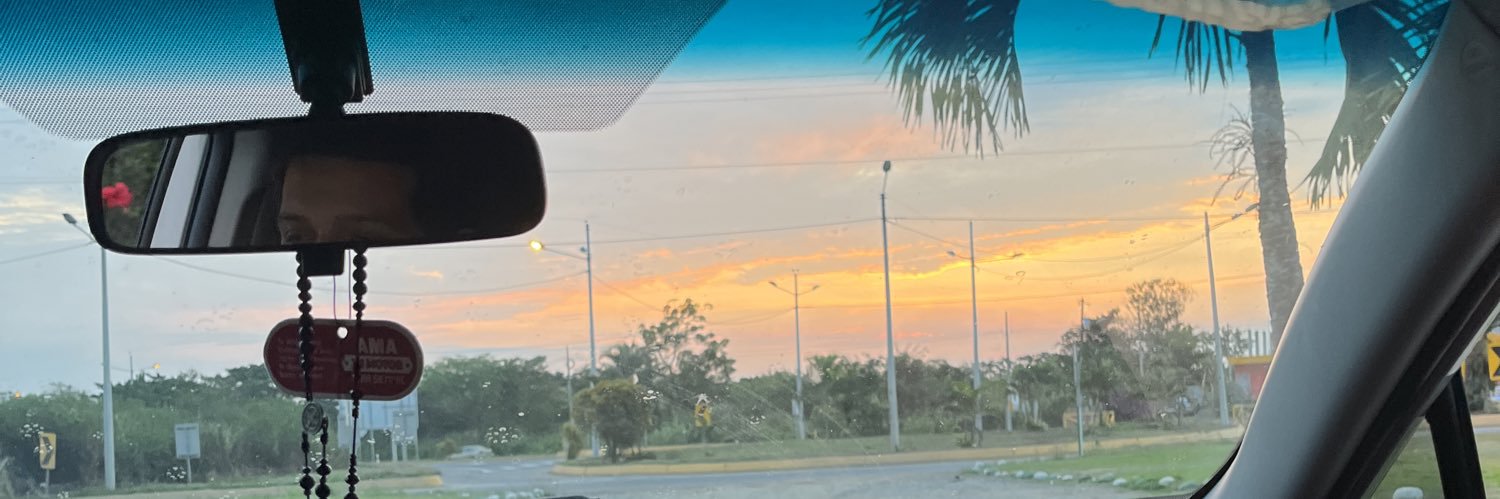 AstridTinoco4's profile banner image