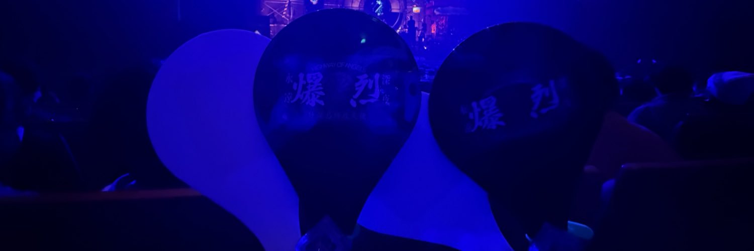 kq7____10's profile banner image