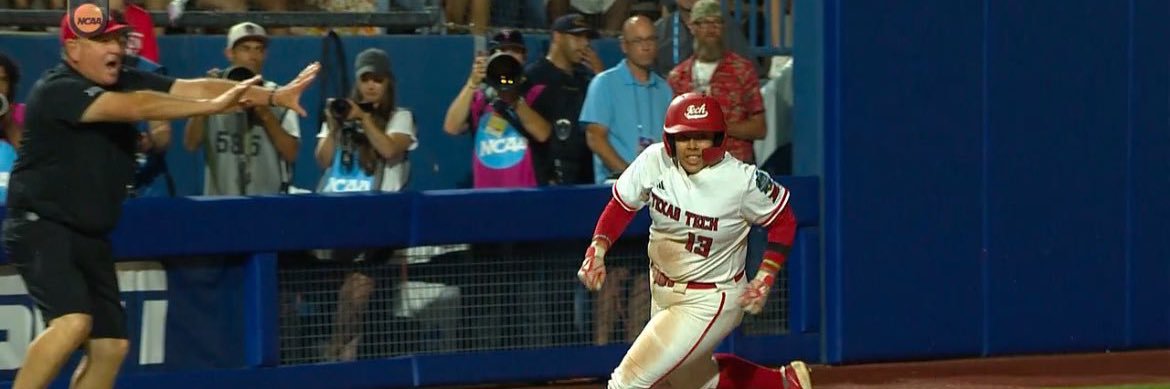 dan campbell’s son banner