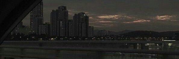 moon_fr_'s profile banner image