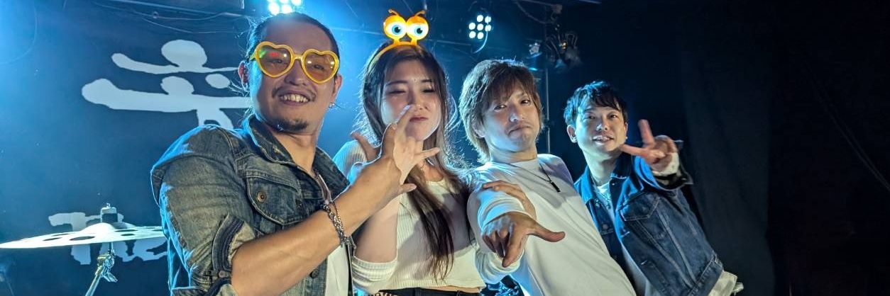 THE ROOKIESのギターの人 banner