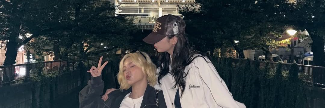 lucyizhere's profile banner image