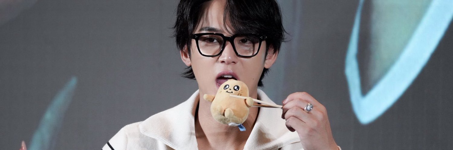 hoshiluuv's profile banner image