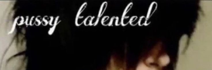 val banner