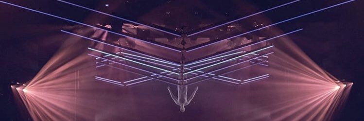 「Ｊｅｓｓｅ    Ｂｕｔｔｏｎ」 banner