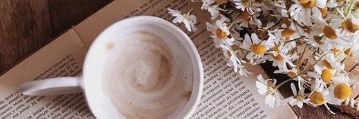 Danielle 🥀🖤 banner