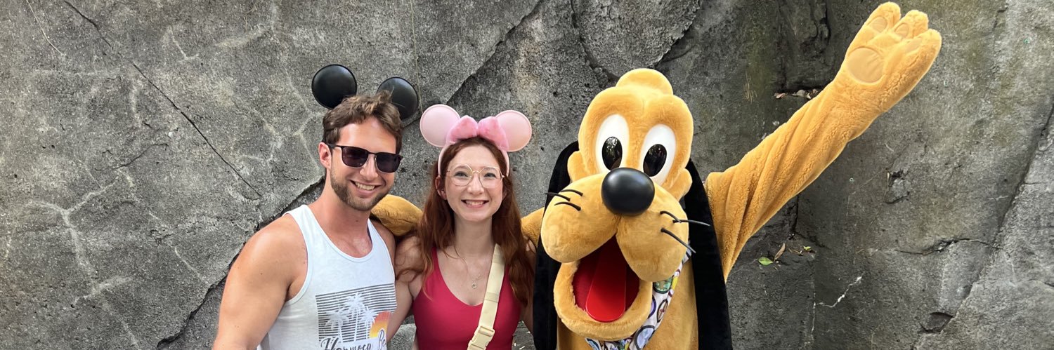 Ms. Mac🤍✏️ banner