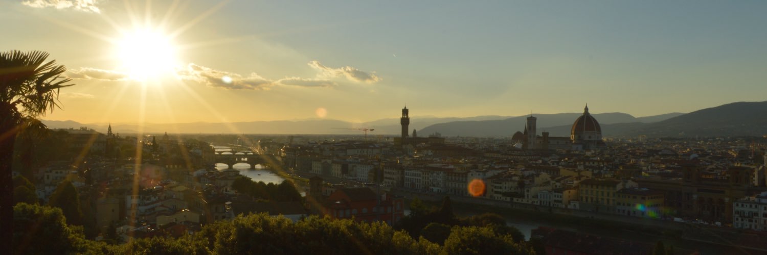liciloui's profile banner image