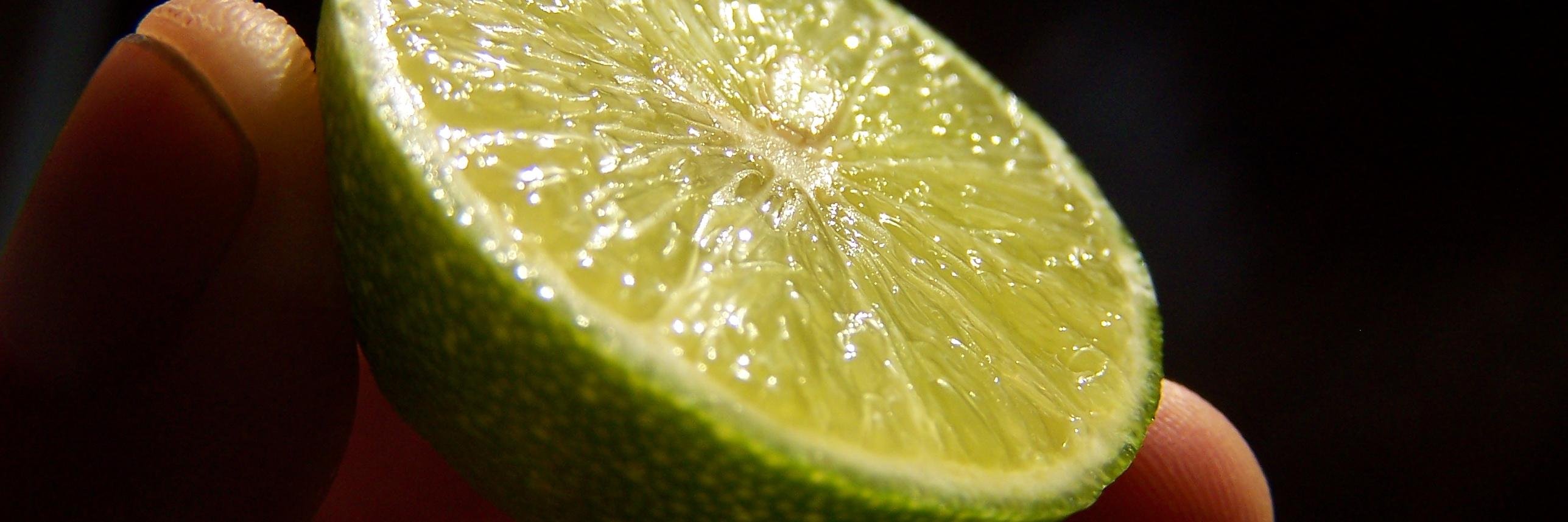 J 🔻 🍉 banner