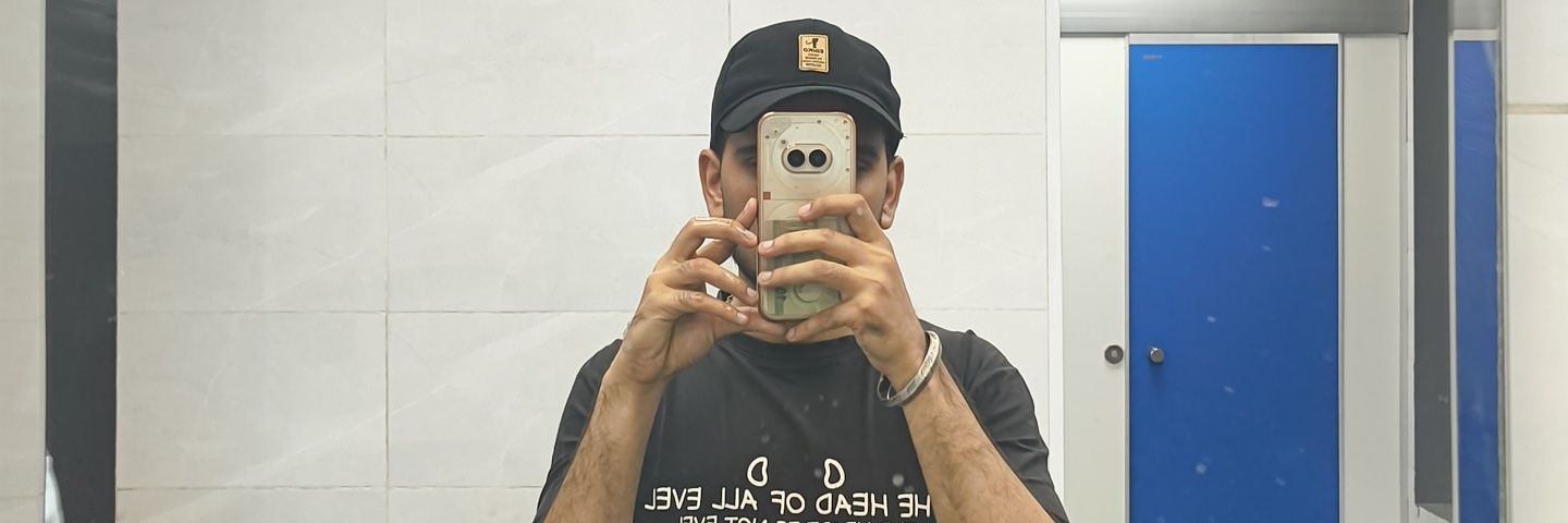 heresumii's profile banner image