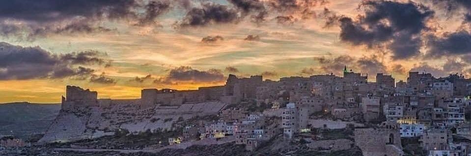 ياسمينا. banner