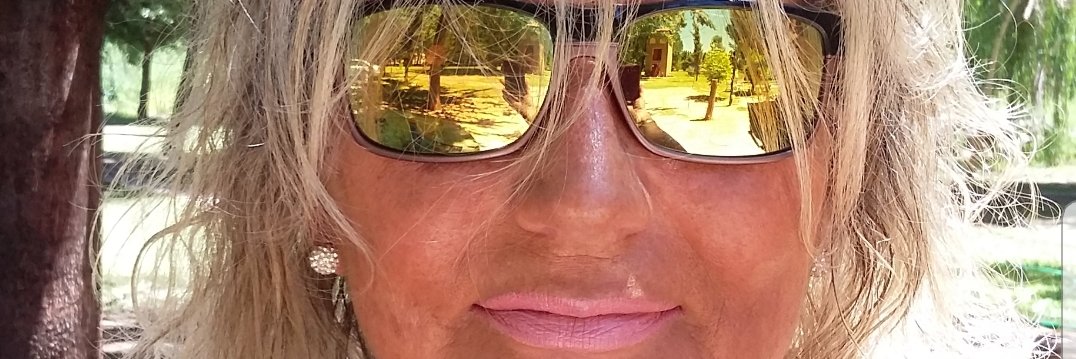 Miri2828's profile banner image