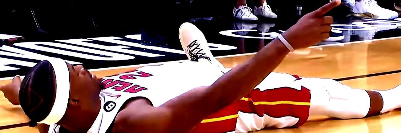 卂乙乙ㄚ 💕🕷 (83 is 83) banner