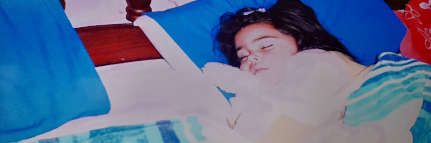 Rocioofern's profile banner image