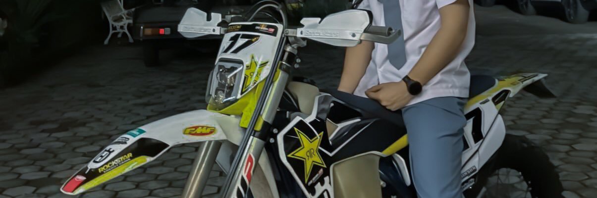 syatelkoq banner