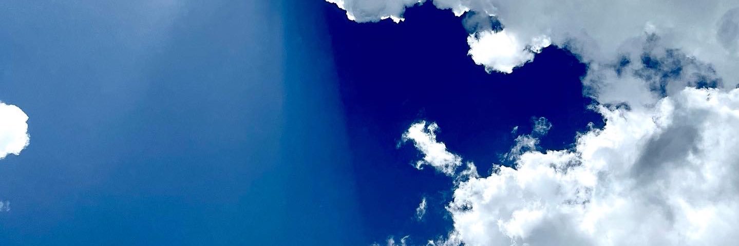 AdrianLarumbe's profile banner image