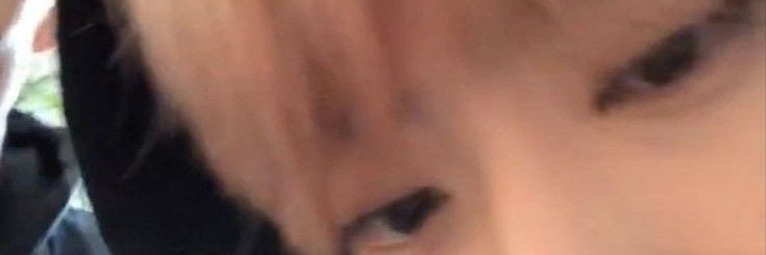 wayyyucries's profile banner image