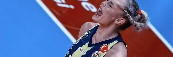 Alessia_Eda Profile Banner