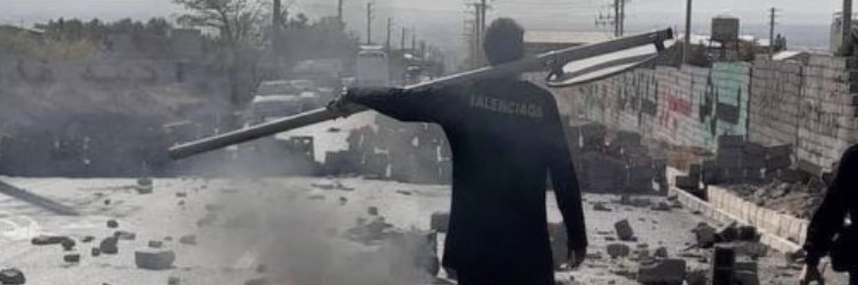 یه دختر پر بغض banner