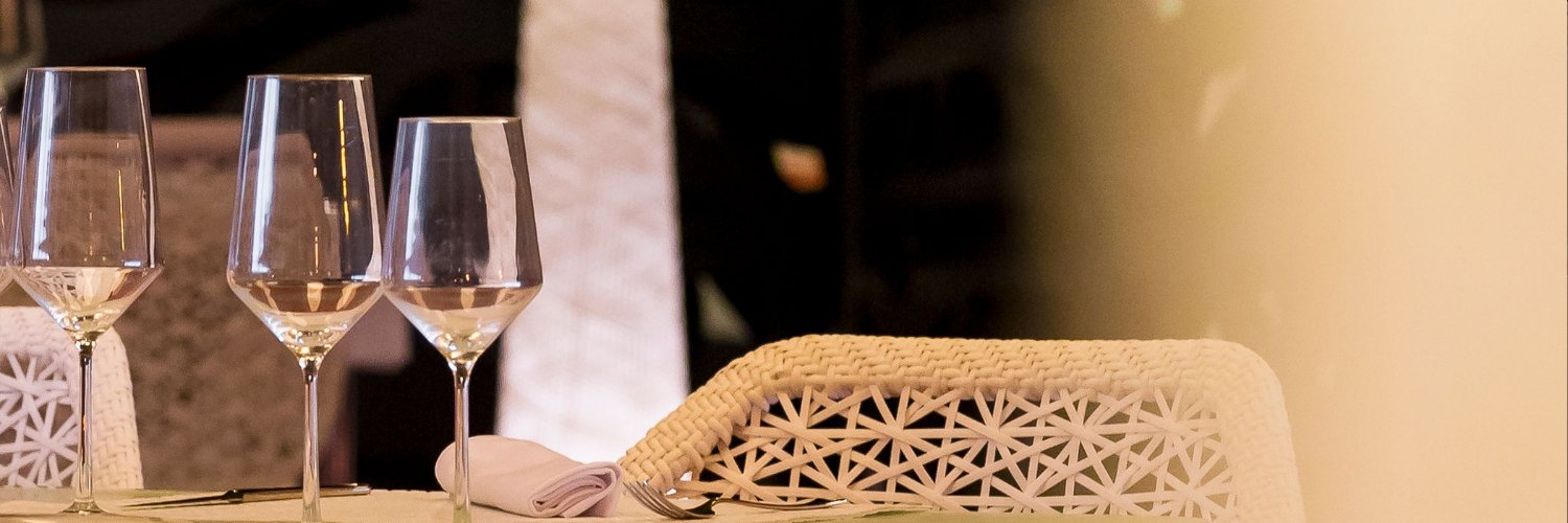 Unic Restaurant banner