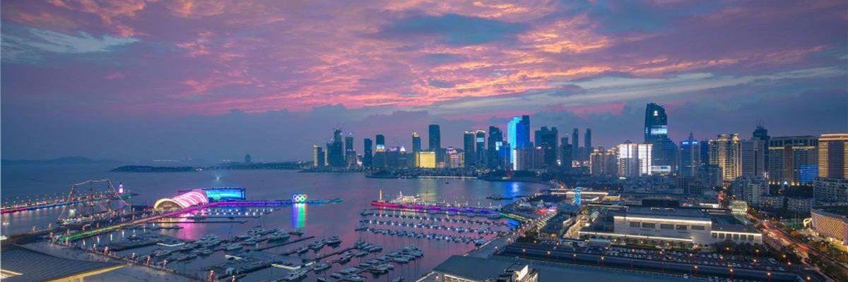 Broderick Hansom banner