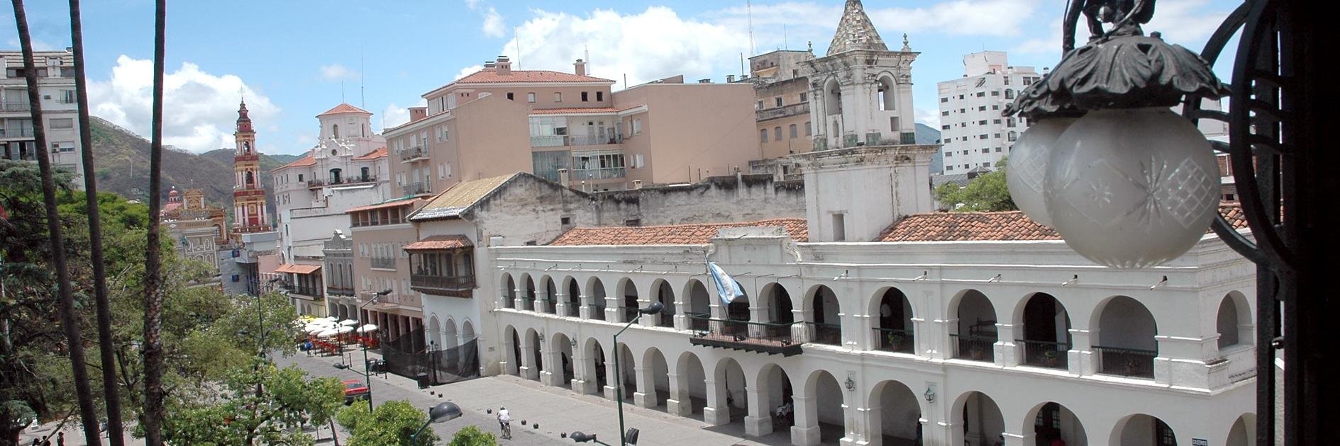 Hueso Silvera banner