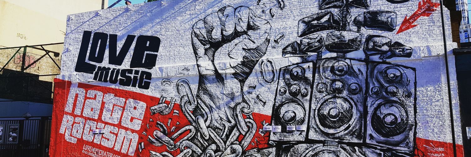 J - 🖤🤍❤️💚 banner