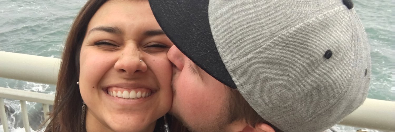 anissaeileen's profile banner image