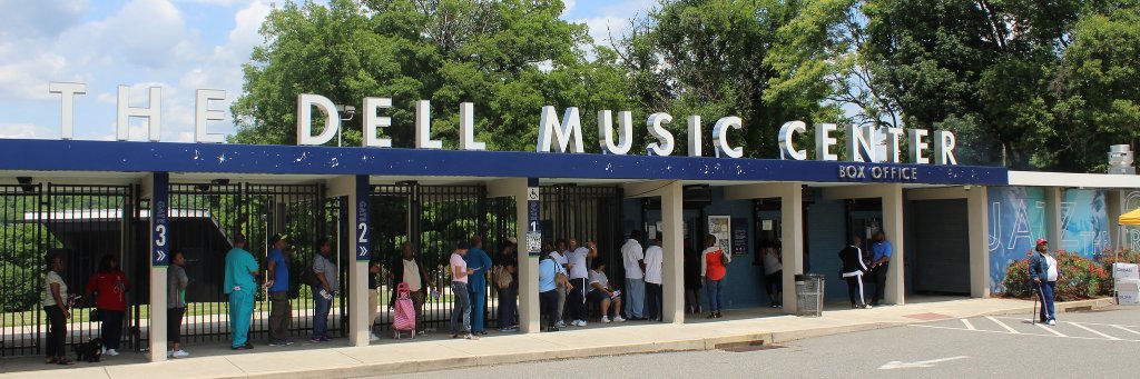 Dell Music Center banner
