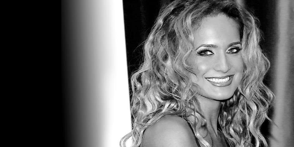 AnaMardare's profile banner image