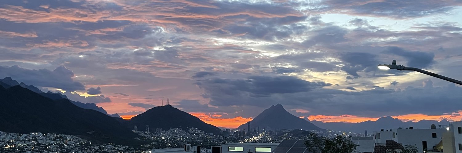 martinezllamas's profile banner image