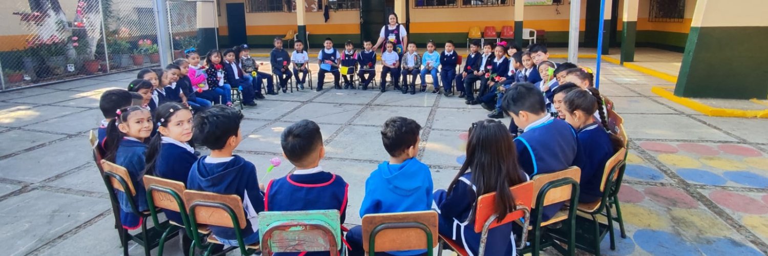 E. por la Educación banner