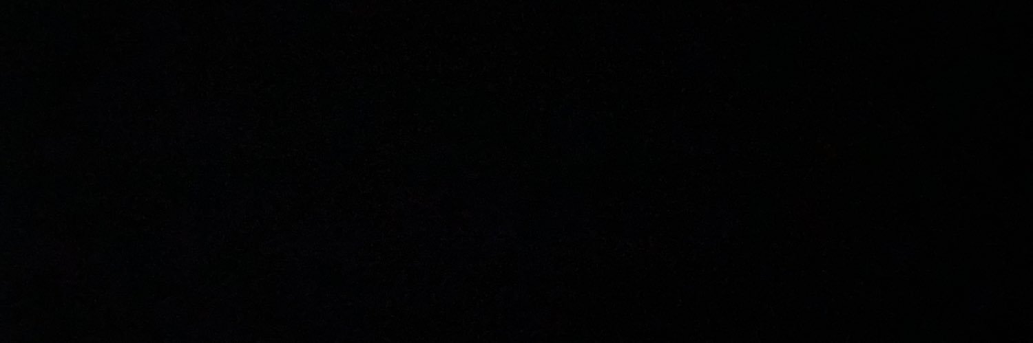 j๋e banner