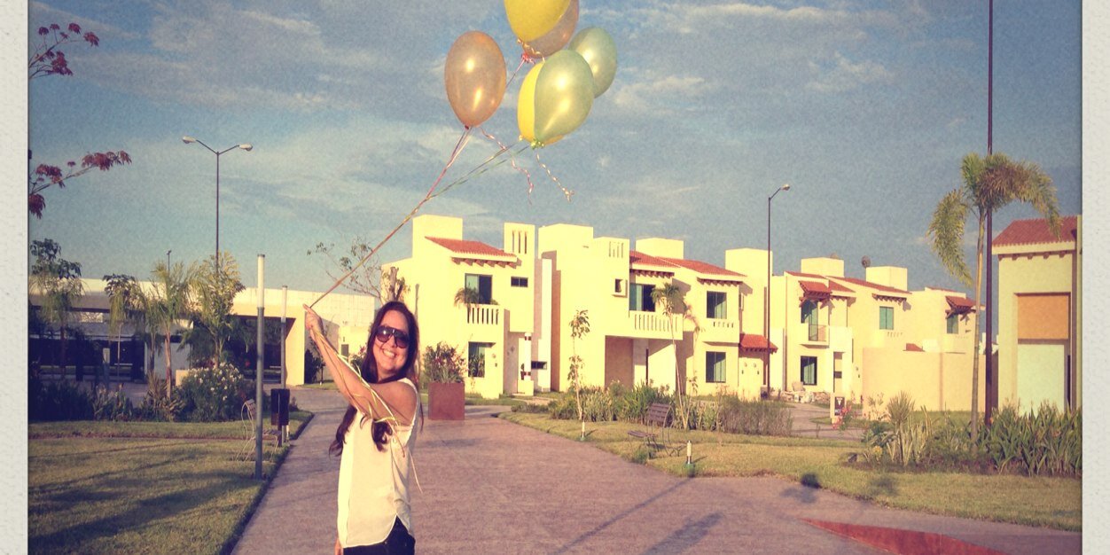 Laura A. Gómez banner