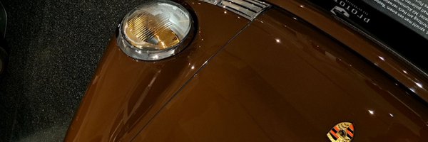 unemusthave Profile Banner