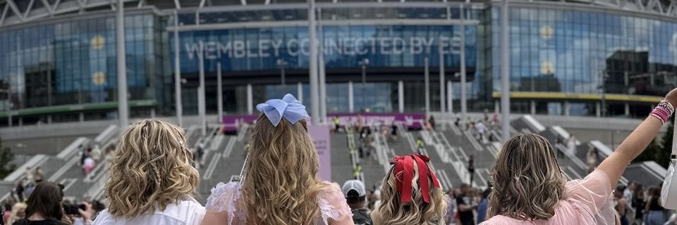 xRSchofieldx's profile banner image