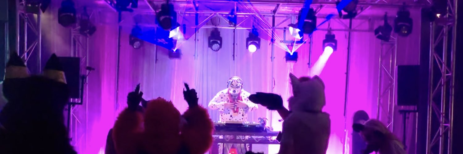 Xavierrottie's profile banner image