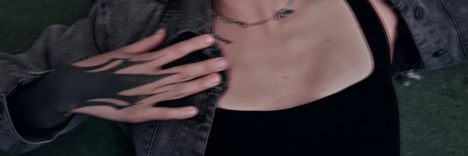 ItzelBin's profile banner image