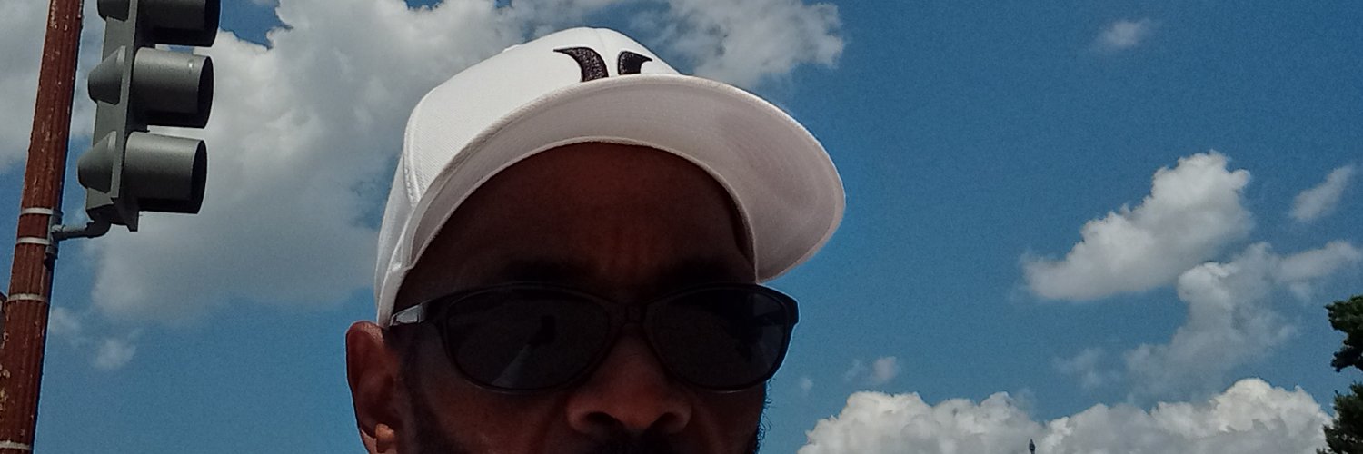 markbro37673412's profile banner image