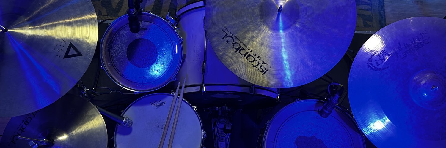 robertosucci's profile banner image