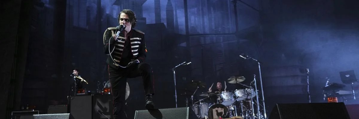 𝖆𝖑𝖕𝖈𝖔𝖒𝖗𝖆𝖉𝖊🦇🦝 banner