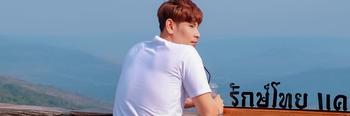 Naaymooh's profile banner image