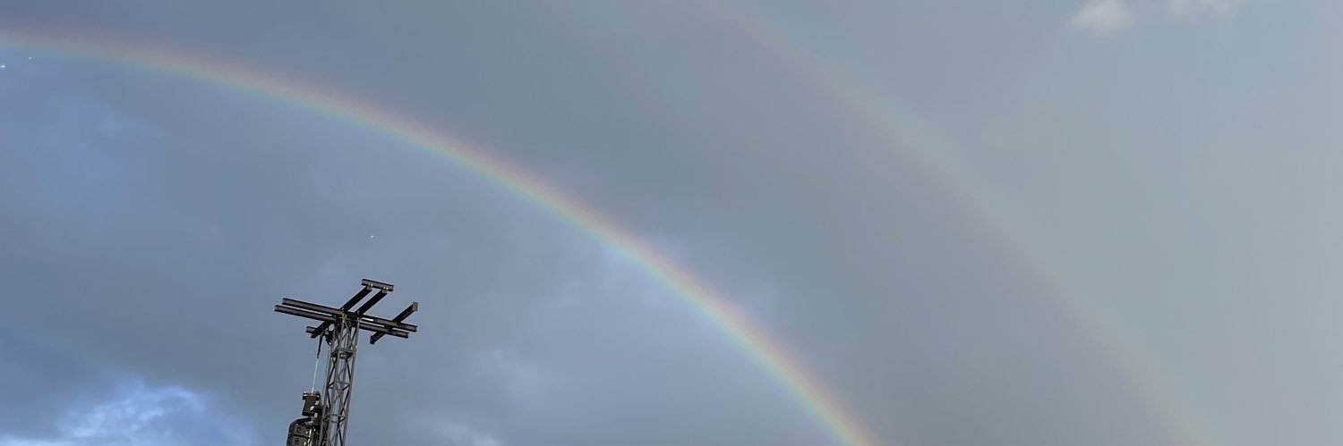 Emma Marie 🐝 banner