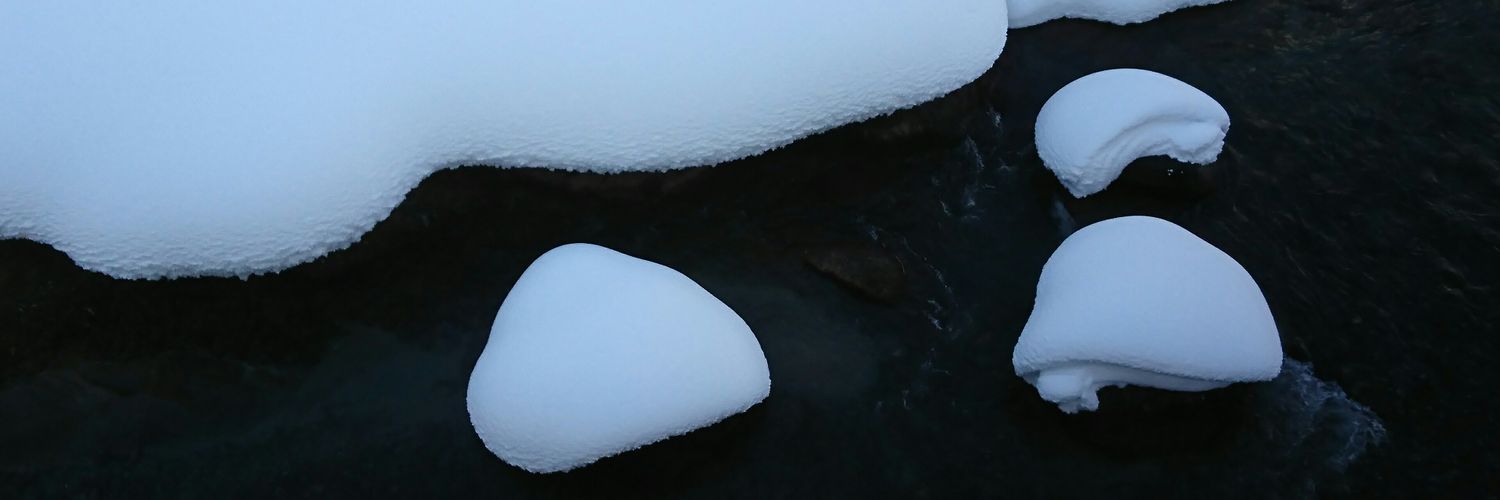 amemeru's profile banner image