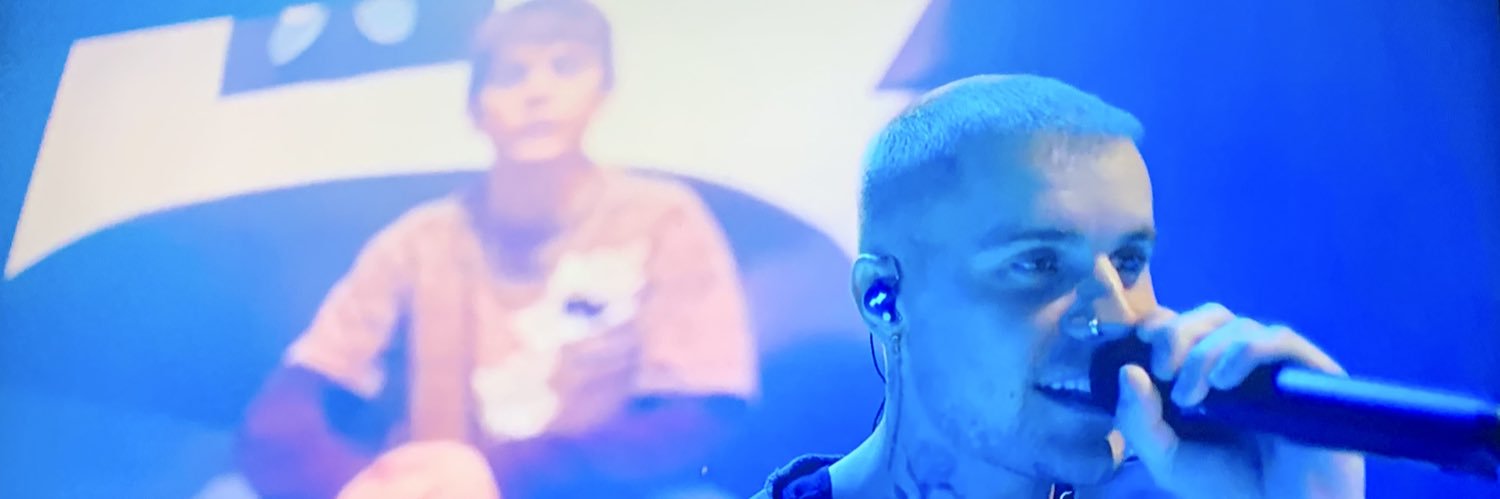 oui. banner