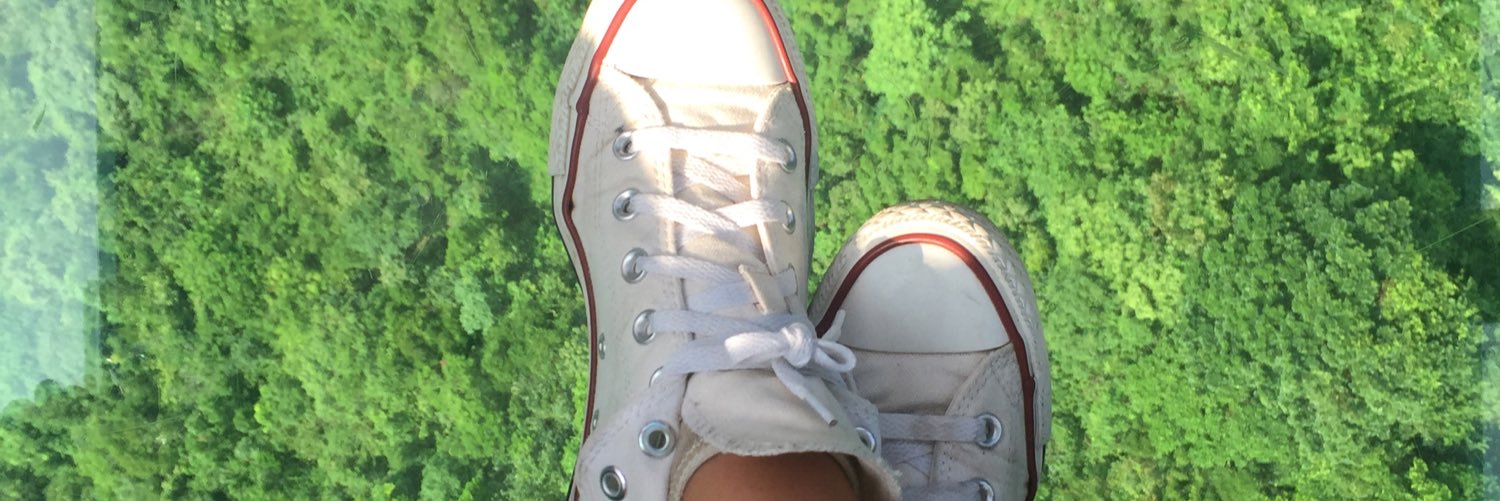 Victoriatte's profile banner image